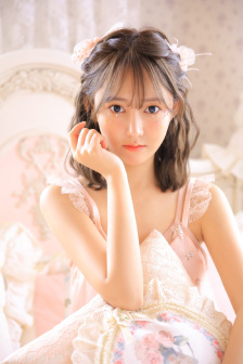 妻子在厨房被三个男人欺负的后果